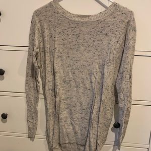 Rubbish sweater size small